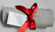 Load image into Gallery viewer, The Art Smith Apron
