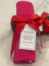 Load image into Gallery viewer, Magenta Pink Apron
