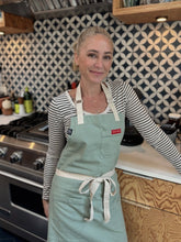 Load image into Gallery viewer, The Brooke Williamson Apron
